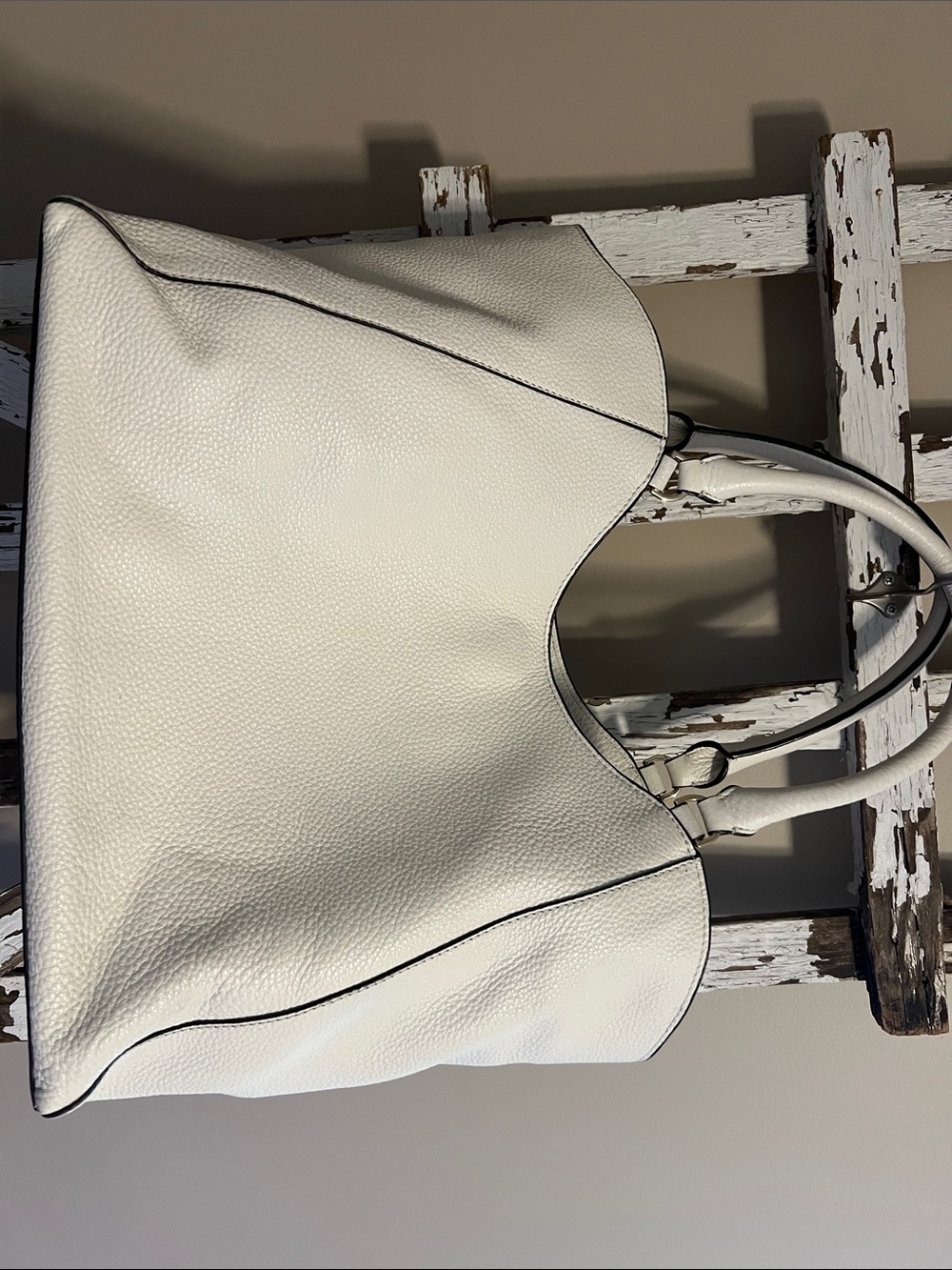 Tory Burch White PebbledShoulder Tote with With wallet Bombe T. Rare - Picture 4 of 10